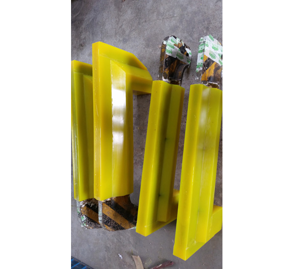 ���^���z